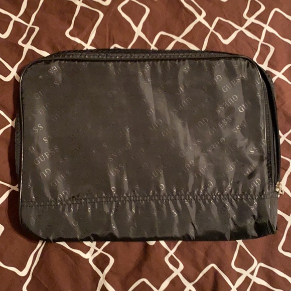 2 Guess Storage Bags - Picture 4 of 6